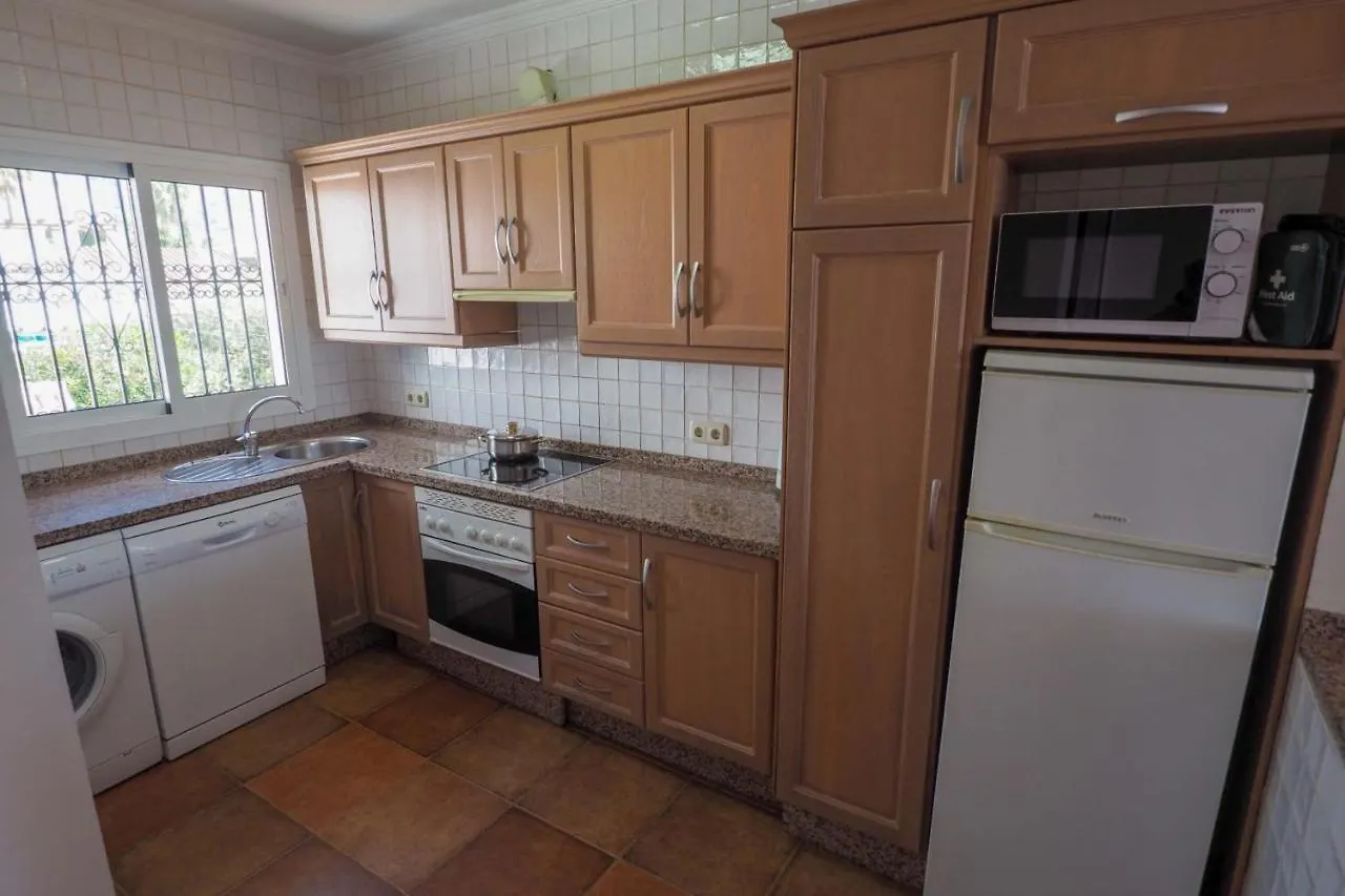 Nerja Paradise Rentals - Villa Azalea