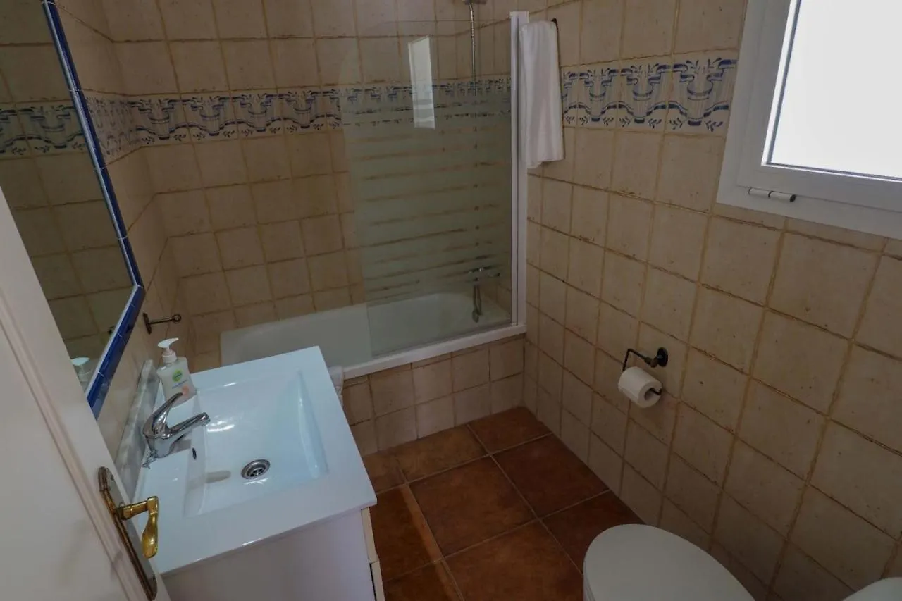 Nerja Paradise Rentals - Villa Azalea 0*,  Spanien